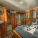 Labuan Bajo Sailing Trip 3 days 2 Nights- Almadira Boat