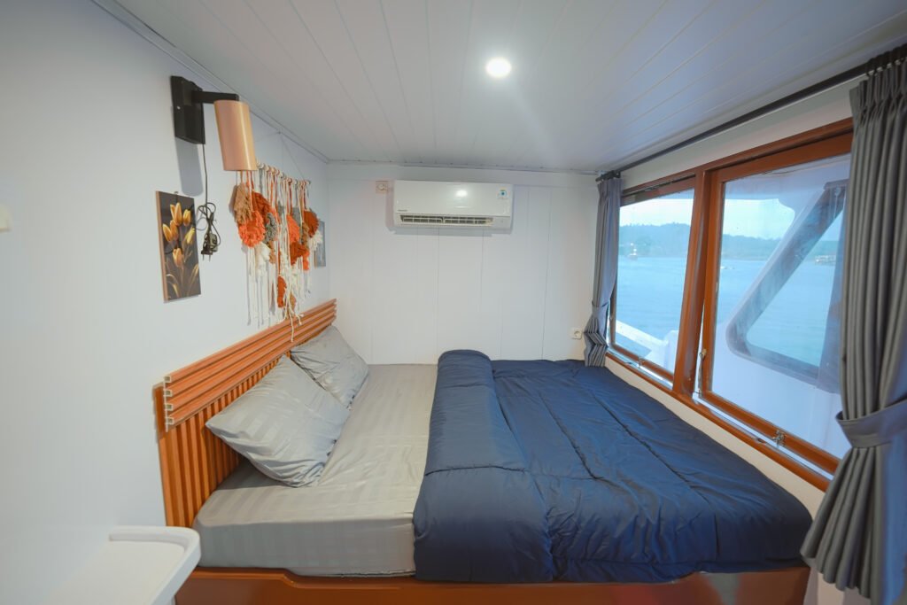 Labuan Bajo Sailing Trip 3 days 2 Nights- Gaisan