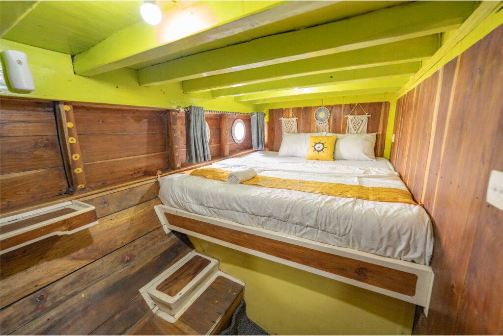 Labuan Bajo Sailing Trip 3 Days 2 Nights - NK Jaya 2