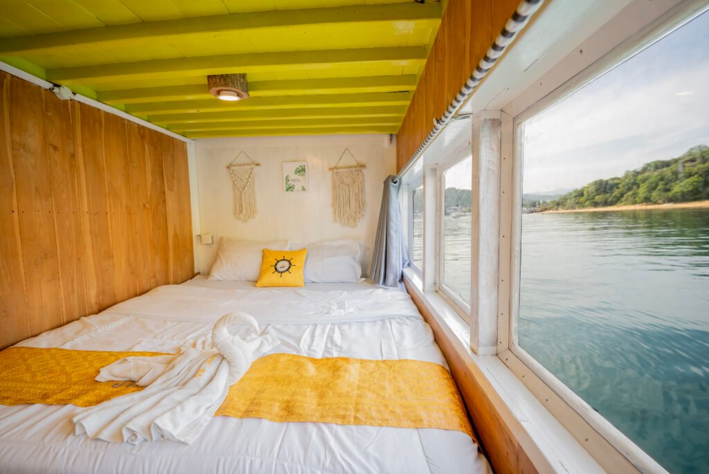 Labuan Bajo Sailing Trip 3 Days 2 Nights - NK Jaya 2